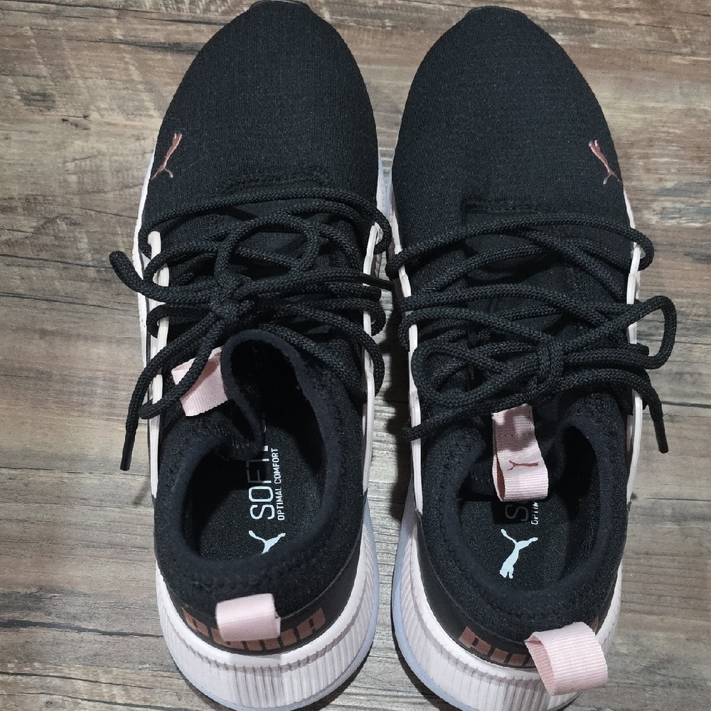 Puma Black and Pink Sleek Athletic Sneakers